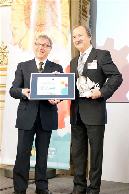 Vitra vınce l'european busıness award for the envıronment, 