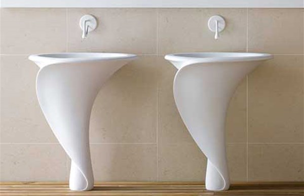 Mastella design: suggestioni floreali per la linea lavabi kalla 